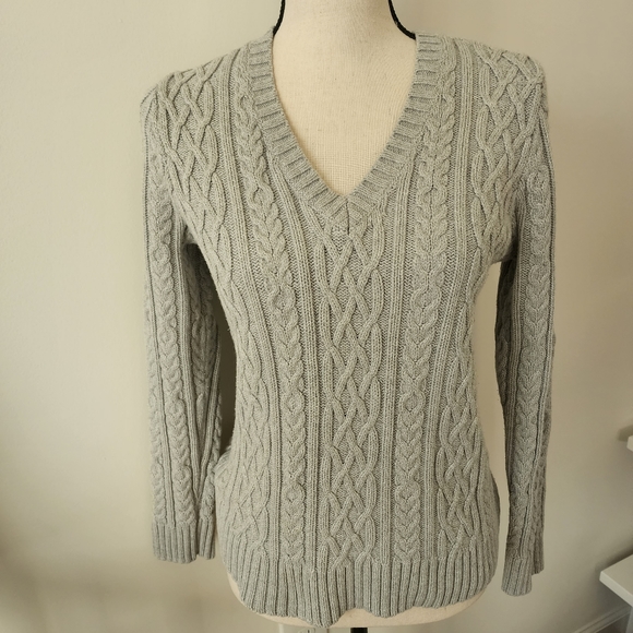 PRIA ladies gray cable knit sweater size M - Picture 2 of 8